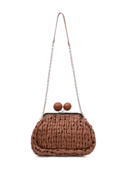 Bag with Sphere Closure and Strap