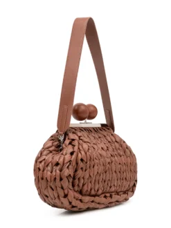 Bag with Sphere Closure and Strap