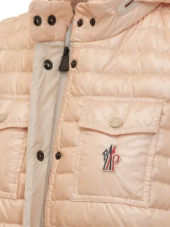 Gilet Guimane with Stand Collar and Horizontal Quilting