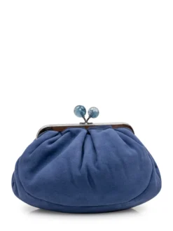 Handbag with clasp closure