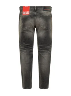 Jeans 2019 D-Strukt