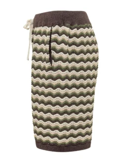 Knit Bermuda with Wave Pattern