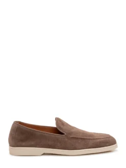Loafer with Apron Toe and Rounded Tip