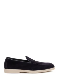 Loafer with Apron Toe and Rounded Tip