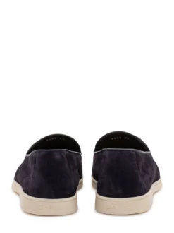 Loafer with Apron Toe and Rounded Tip