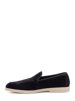 Loafer with Apron Toe and Rounded Tip