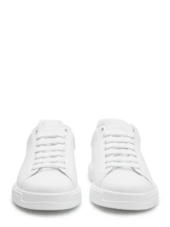 Low-Top Sneaker