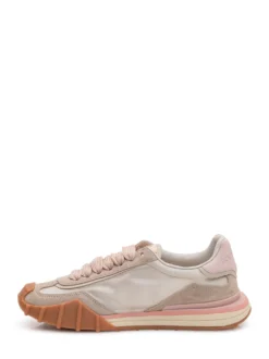 Low-Top Sneaker