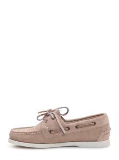 Portland Boat Shoes in Suede