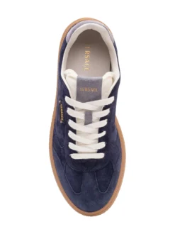 Sneakers with Laces and Inserts