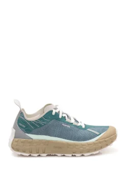 Sport Shoe with Laces and Treaded Sole