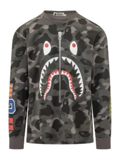Sweatshirt with Graphic Print and Camouflage Pattern