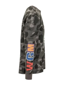 Sweatshirt with Graphic Print and Camouflage Pattern