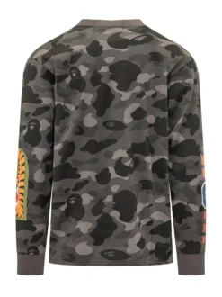 Sweatshirt with Graphic Print and Camouflage Pattern