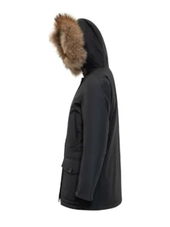Woolrich black parka with fur hood and buttons